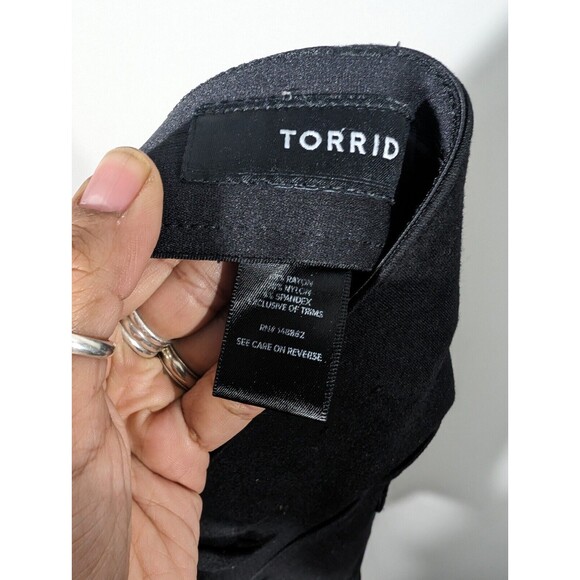 Torrid Womens Black Cropped High-Rise Skinny Ponte Pants Sz 16 Office Workwear - Picture 5 of 6